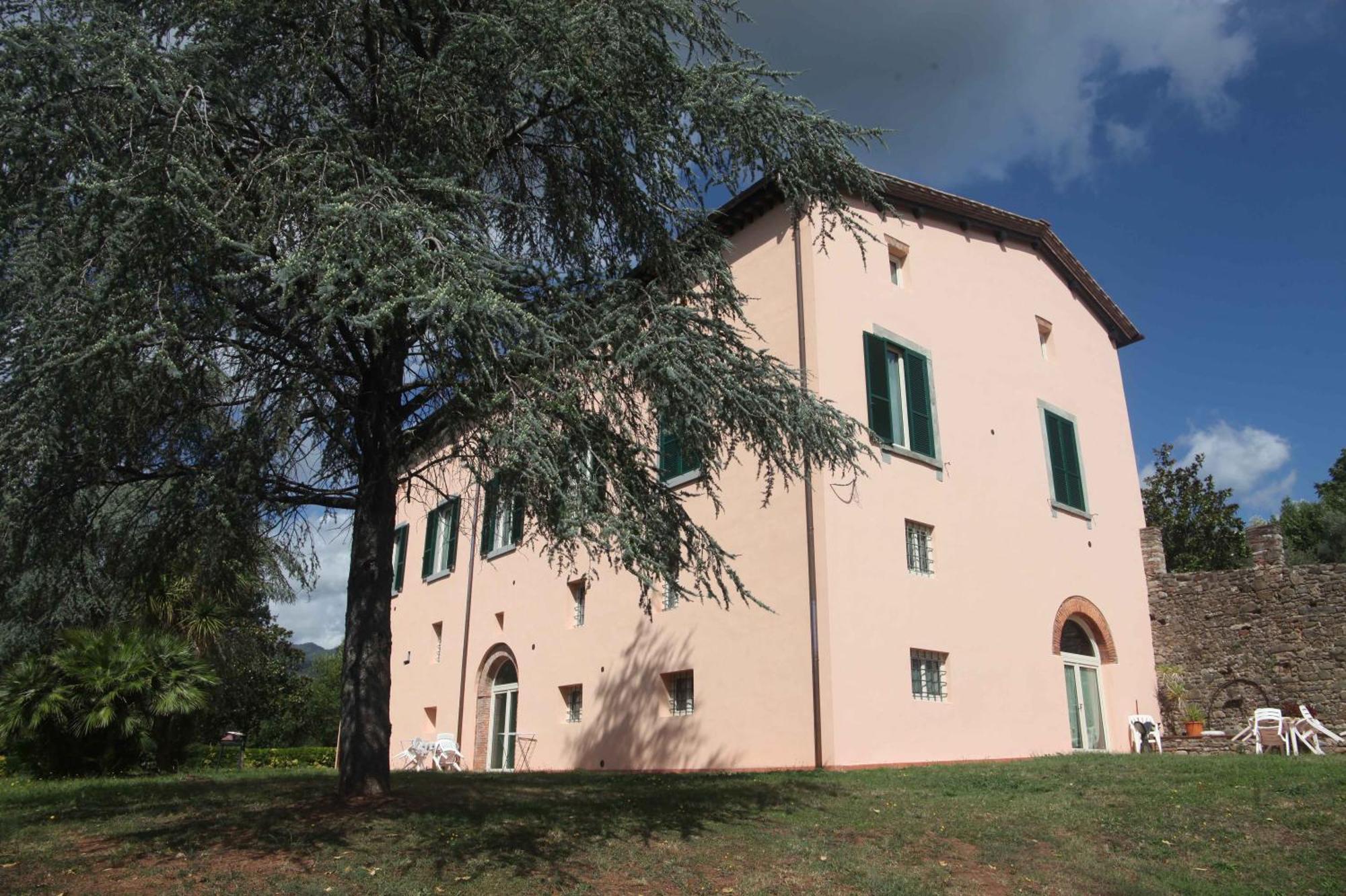 Bed And Breakfast Villa Torre Degli Onesti Apartments Лукка Екстер'єр фото